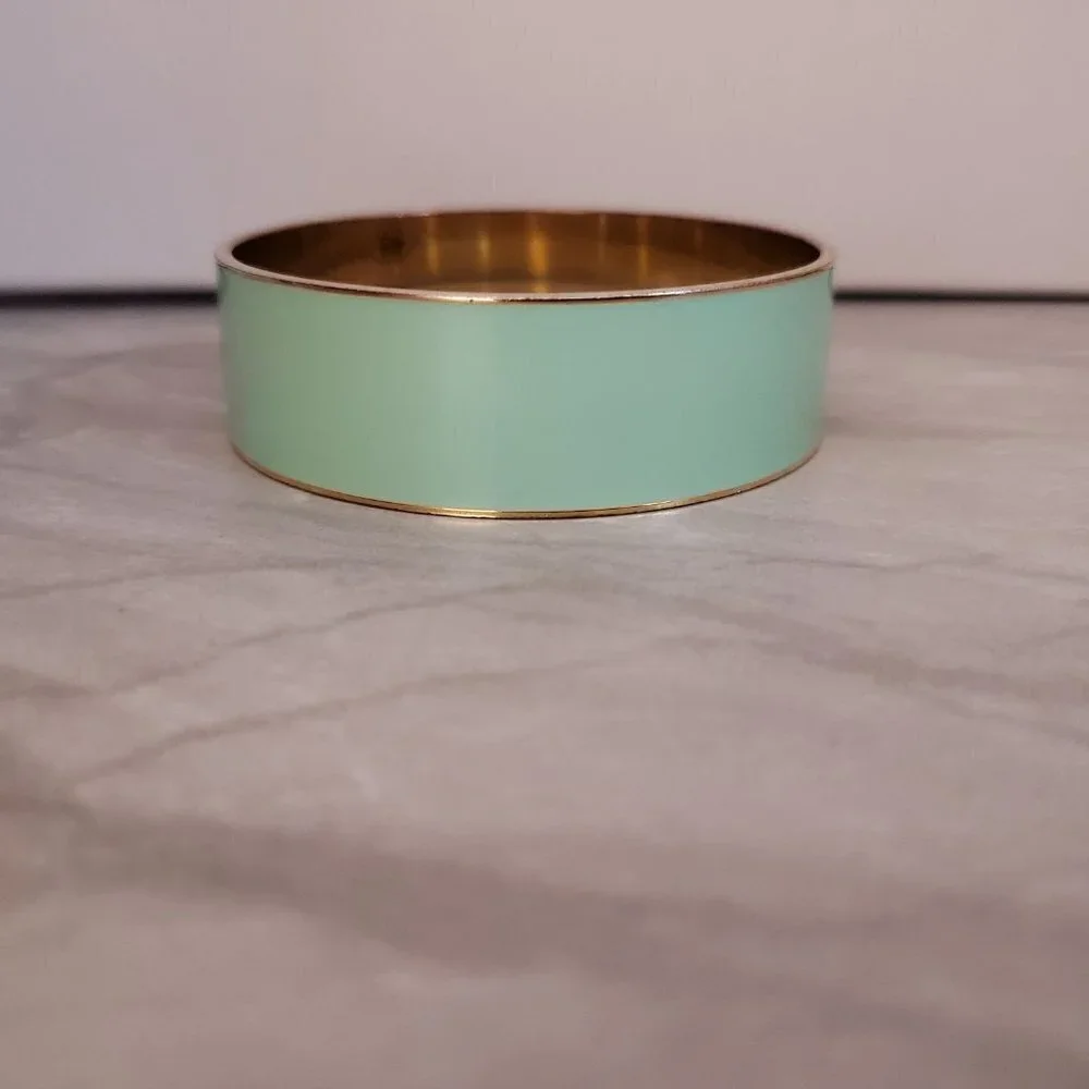 💚 Vintage 2000's 00's Y2K J.Crew Mint Green Enamal Wide Bangle Bracelet 💚